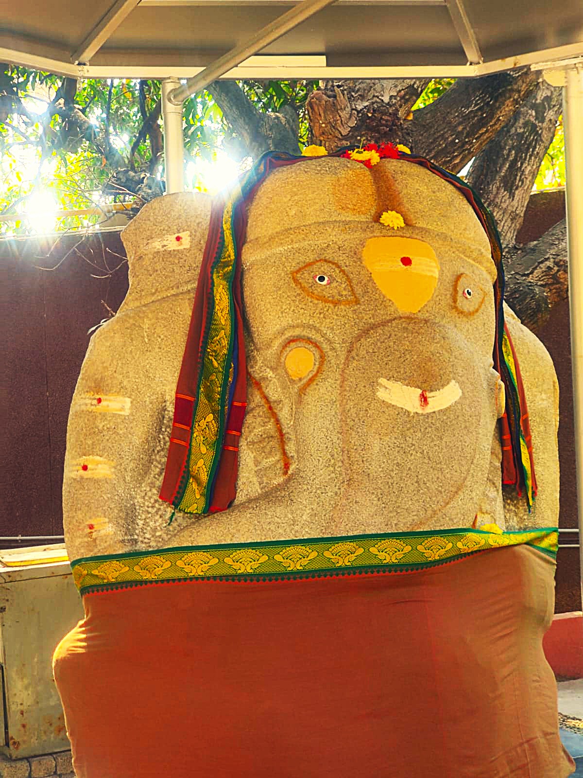 Single stone Big Ganesh in ICRISAT.jpeg